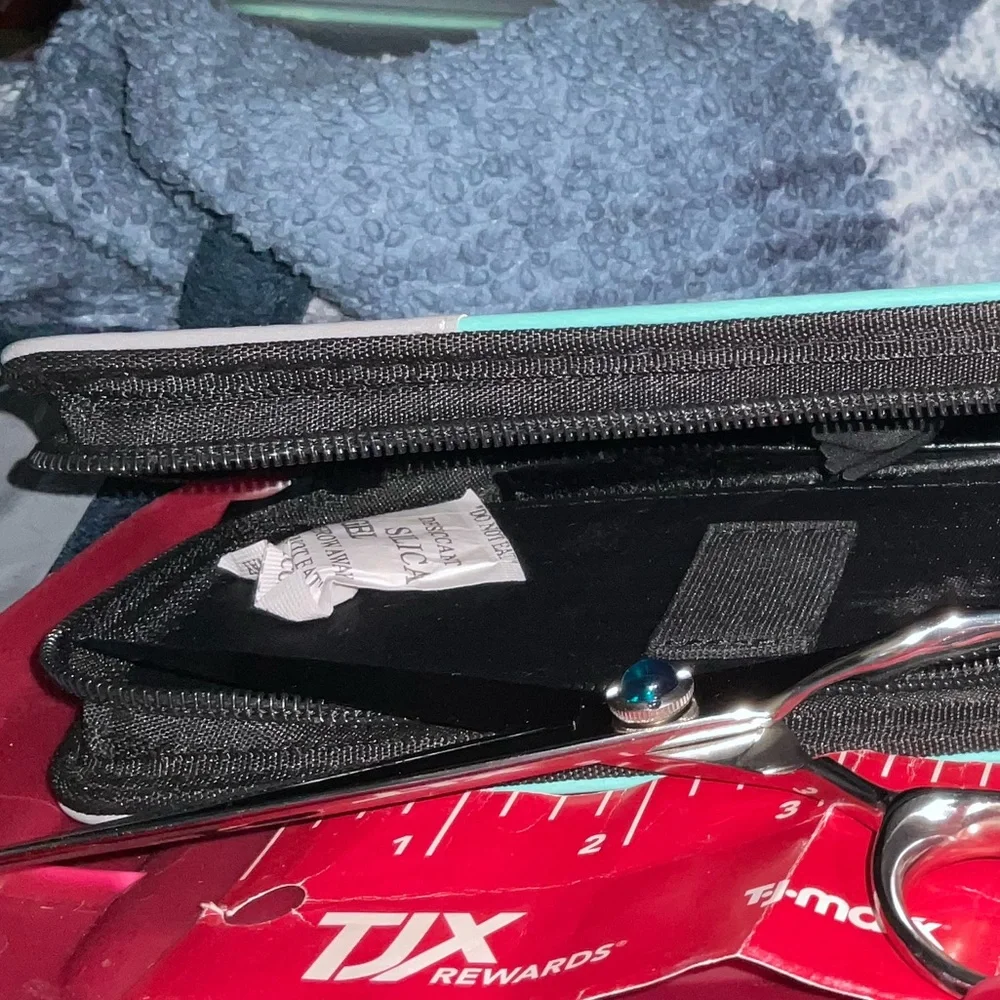 Groomer Essentials Straight Shear 8” scissor BRAND NEW with case ADJUSTABLE DIAL